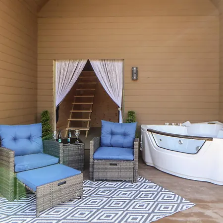 Vakantiehuis Bluebelle - Crossgate Luxury Glamping