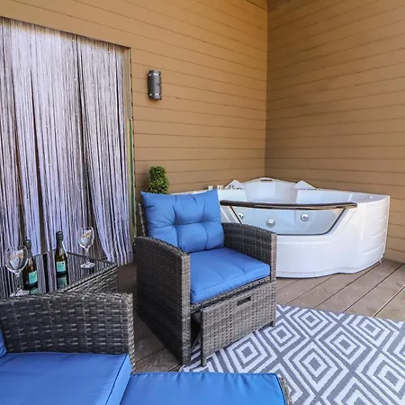 Bluebelle - Crossgate Luxury Glamping Penrith