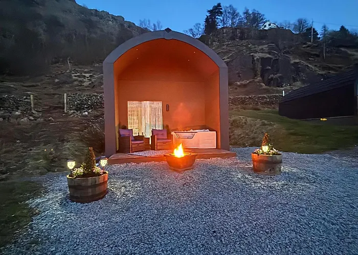 Bluebelle - Crossgate Luxury Glamping Holiday home Penrith